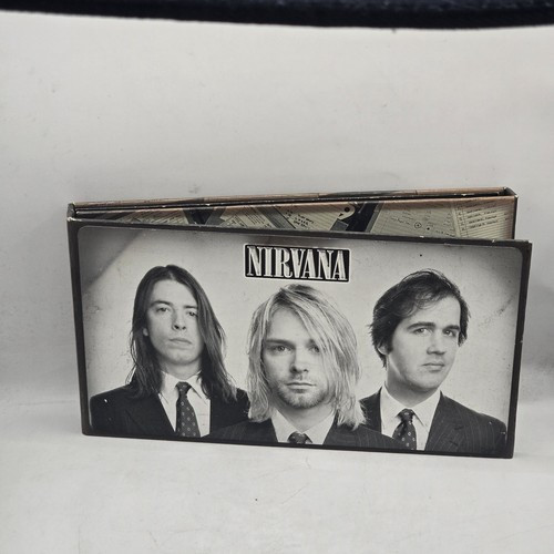 Nirvana with the lights out - nirvana:,